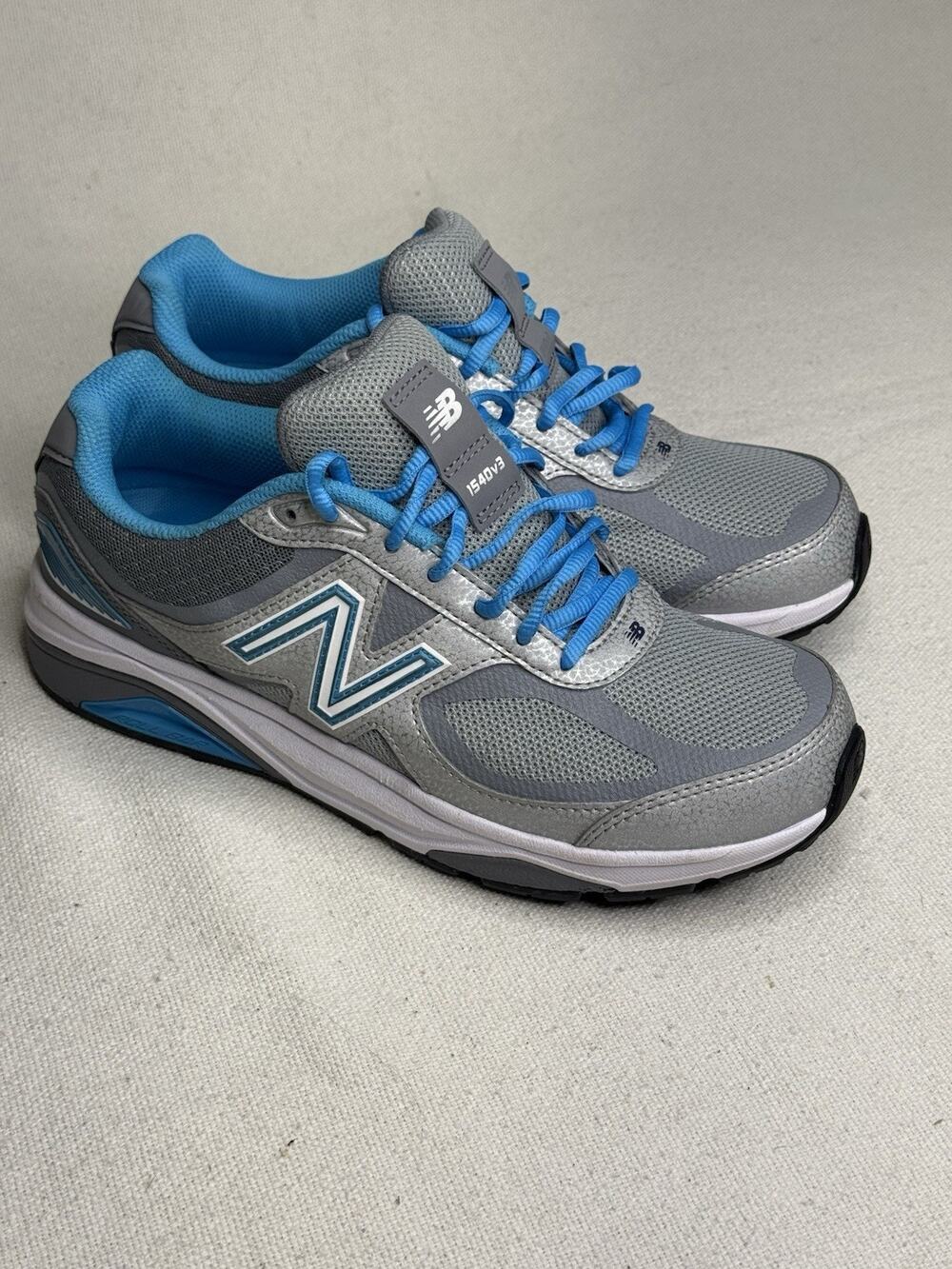 New Balance 1540v3 Women's Size 9 D (Wide) Running Shoes Gray Blue